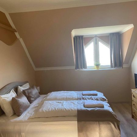La Curia Panzio Bed & Breakfast Dunaszeg Екстериор снимка
