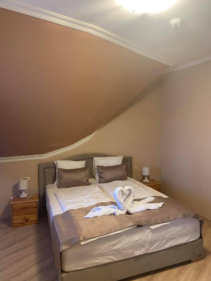 La Curia Panzio Bed & Breakfast Dunaszeg Екстериор снимка