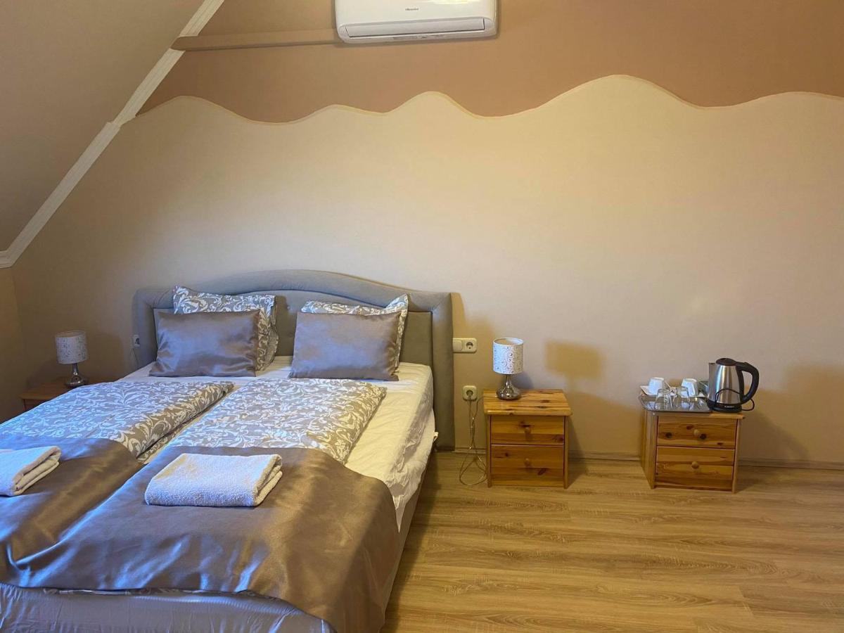 La Curia Panzio Bed & Breakfast Dunaszeg Екстериор снимка