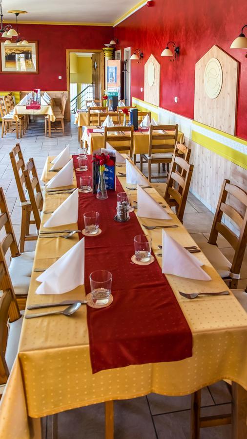 La Curia Panzio Bed & Breakfast Dunaszeg Екстериор снимка